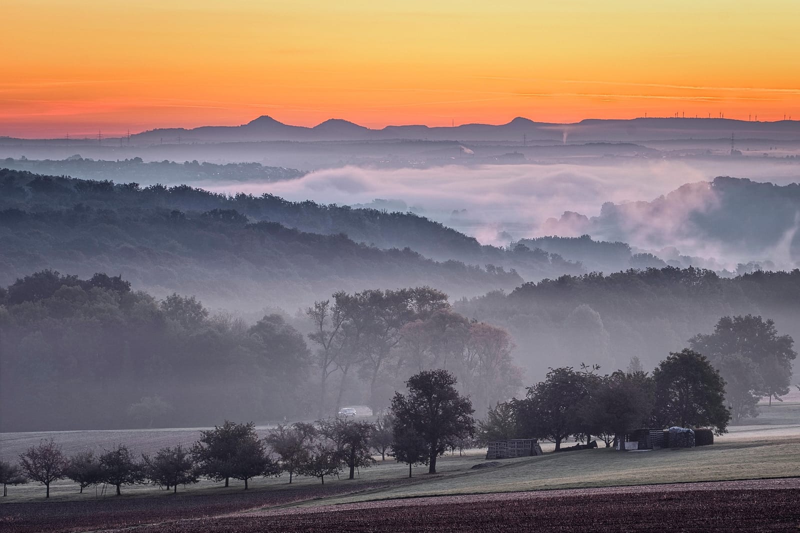 Sommets dans la brume